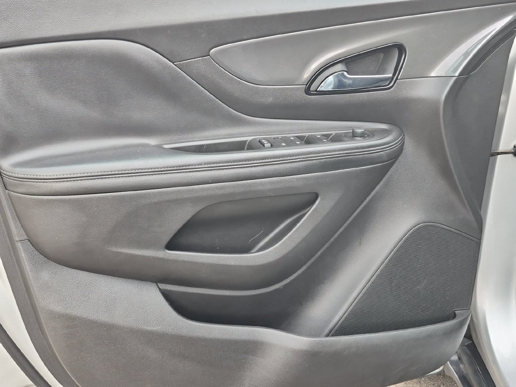 Used 2018 Buick Encore Preferred AWD/4WD image 13