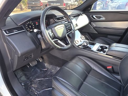 Used 2021 Land Rover Range Rover Velar R-Dynamic S image 24