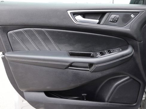 Used 2019 Ford Edge ST w/ Cold Weather Package image 12