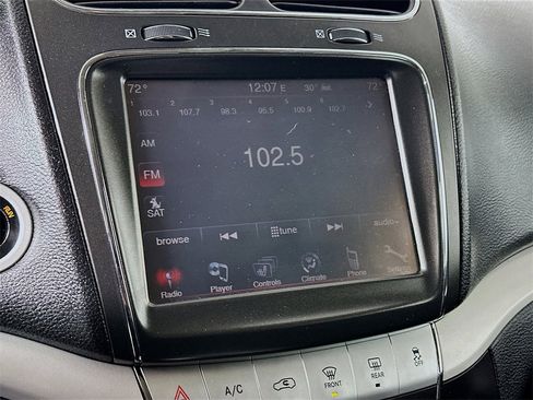 Used 2015 Dodge Journey R/T w/ Flexible Seating Group image 13