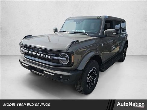 New 2025 Ford Bronco Outer Banks image 1