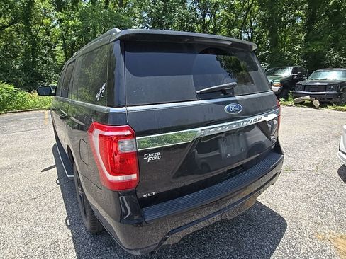 Used 2021 Ford Expedition XLT AWD/4WD image 5