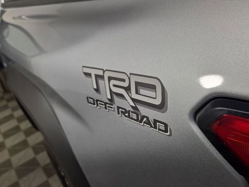 Used 2024 Toyota Tacoma TRD Off-Road image 34