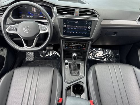 Used 2024 Volkswagen Tiguan Wolfsburg Edition FWD image 14