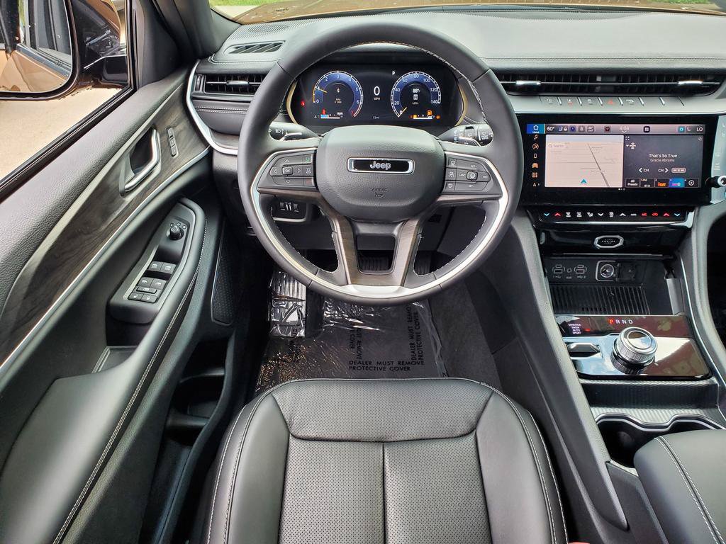 New 2026 Jeep Grand Cherokee Limited AWD/4WD image 10