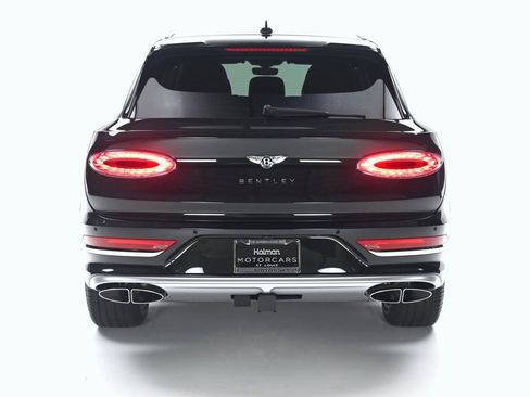 Certified 2025 Bentley Bentayga Extended Wheelbase image 5