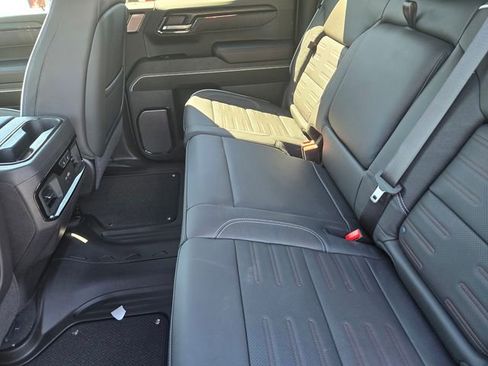 New 2026 GMC Sierra 1500 AT4X AWD/4WD image 8