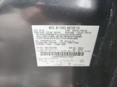 Used 2016 Ford Taurus SE image 36