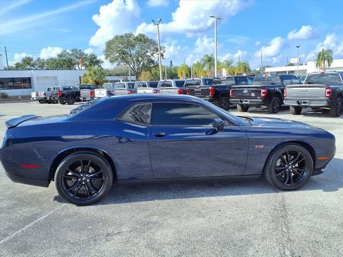 Used 2017 Dodge Challenger R/T w/ Blacktop Package image 8