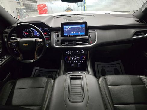 Used 2021 Chevrolet Suburban High Country RWD image 39