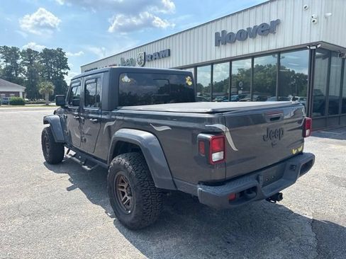 Used 2023 Jeep Gladiator Sport AWD/4WD image 5