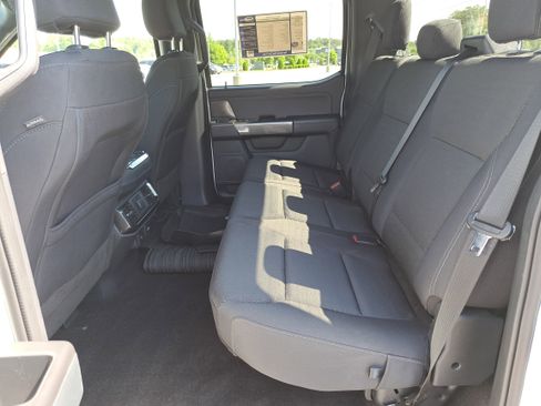 Used 2022 Ford F150 XLT w/ Equipment Group 302A High AWD/4WD image 14