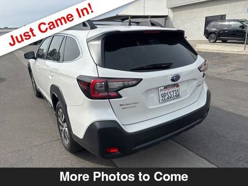 Used 2025 Subaru Outback image 3