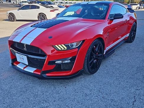 Used 2020 Ford Mustang Shelby GT500 w/ Technology Package image 3