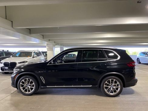Used 2023 BMW X5 xDrive45e AWD/4WD image 3