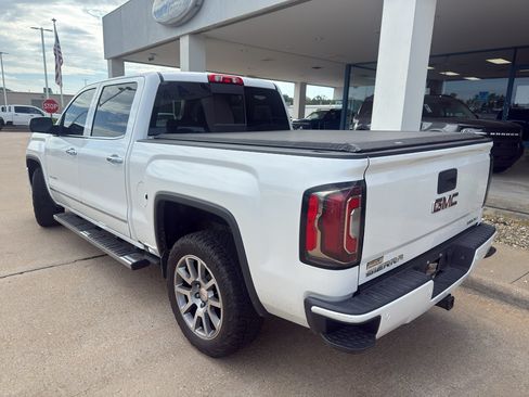 Used 2016 GMC Sierra 1500 Denali w/ Enhanced Driver Alert Package AWD/4WD image 13