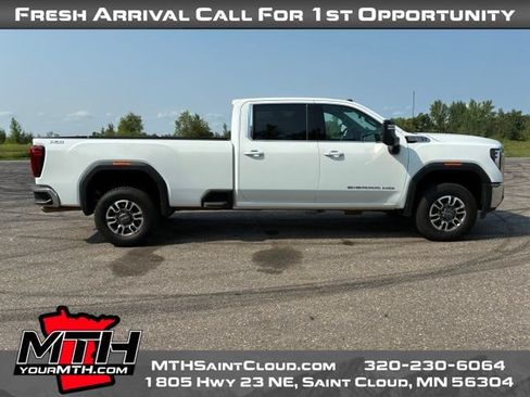 Used 2025 GMC Sierra 3500 SLE w/ SLE Convenience Package AWD/4WD image 1
