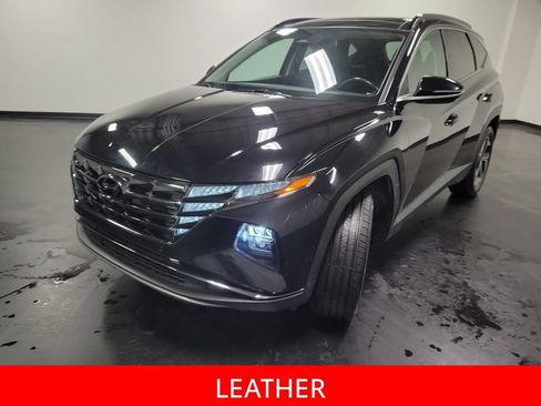 Used 2022 Hyundai Tucson Limited w/ Cargo Package AWD/4WD image 4