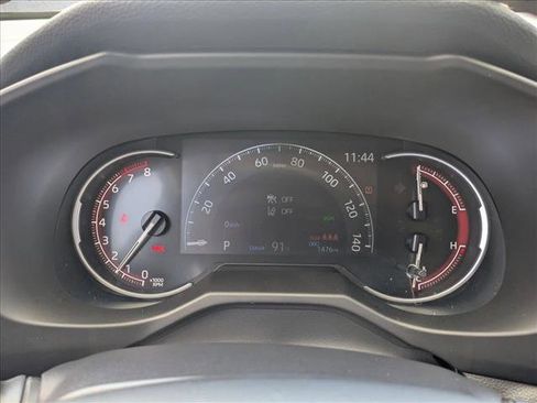 Used 2025 Toyota RAV4 XLE Premium image 10