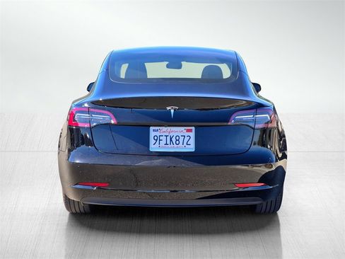 Used 2021 Tesla Model Y Long Range image 5