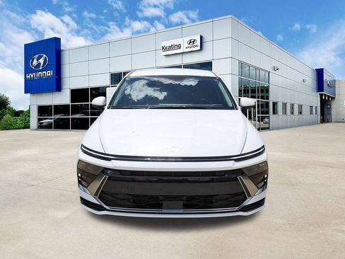 Certified 2026 Hyundai Sonata SEL FWD image 2
