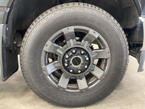 Used 2024 Ford F250 Lariat image 13