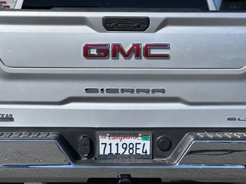 Used 2021 GMC Sierra 1500 SLT image 44