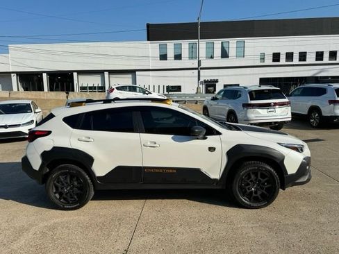 Used 2025 Subaru Crosstrek 2.5i Wilderness w/ Crosstrek Mirror Package AWD/4WD image 7