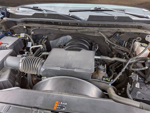 Used 2024 Chevrolet Silverado 2500 Custom w/ Custom Convenience Package AWD/4WD image 12