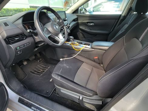 Used 2021 Nissan Sentra SV FWD image 7