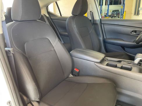 Used 2025 Nissan Sentra S image 30