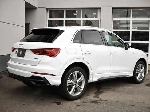 Used 2022 Audi Q3 2.0T Premium w/ Convenience Package image 7