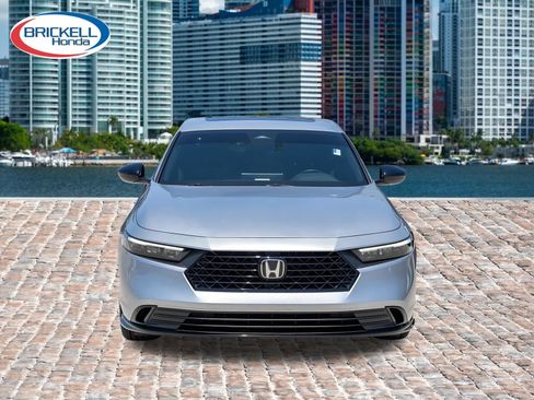 Used 2025 Honda Accord Sport image 2