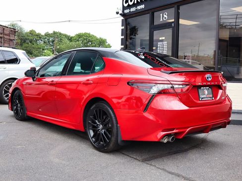 Used 2021 Toyota Camry XSE w/ Cold Weather Package FWD image 6
