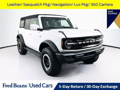 Certified 2024 Ford Bronco Outer Banks w/ Sasquatch Package AWD/4WD image 1