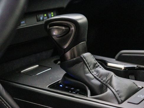 Certified 2025 Lexus ES 350 w/ Premium Package FWD image 20