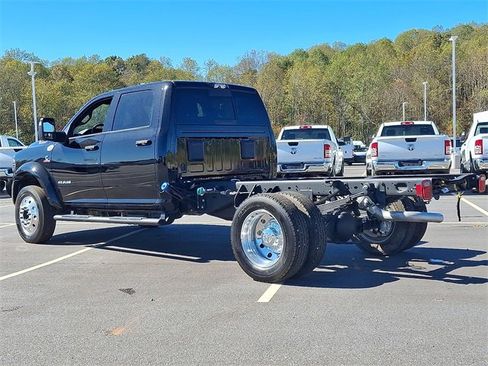 Used 2025 RAM 5500 Tradesman image 6