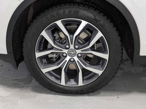 Certified 2023 Acura MDX SH-AWD w/ Technology Package image 3