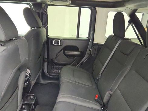 Used 2020 Jeep Wrangler Unlimited Sport S image 21