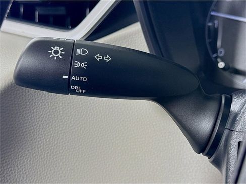 Certified 2025 Toyota Corolla LE image 15