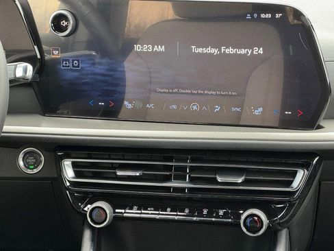 New 2026 Chevrolet Traverse LT w/ Midnight/Sport Edition image 32