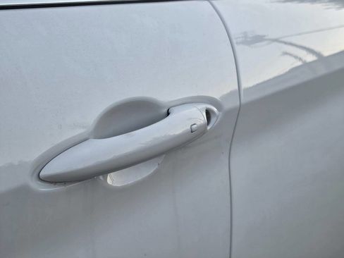 Used 2018 Alfa Romeo Giulia RWD image 23