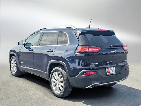 Used 2016 Jeep Cherokee Limited AWD/4WD image 3