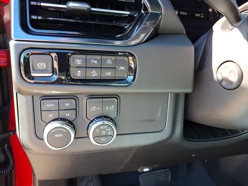 New 2026 GMC Yukon XL AT4 image 18