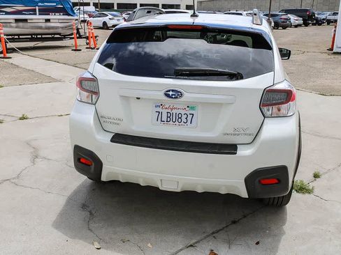 Used 2015 Subaru Crosstrek Touring AWD/4WD image 8