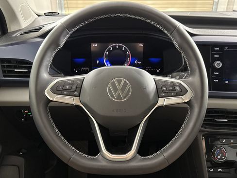 Used 2023 Volkswagen Taos SE FWD image 13