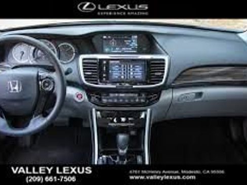 Used 2016 Honda Accord Sport image 6