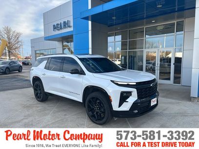 Used 2025 Chevrolet Traverse RS