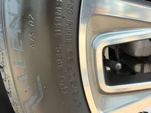 Used 2025 GMC Yukon Denali AWD/4WD image 40