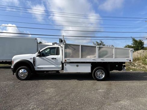 Used 2025 Ford F550 2WD Regular Cab Super Duty w/ XLT Value Package image 4